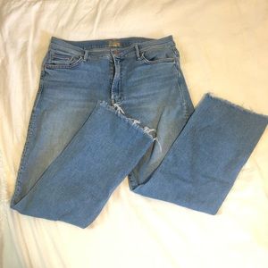 MOTHER Insider Crop Step Fray 31” jeans